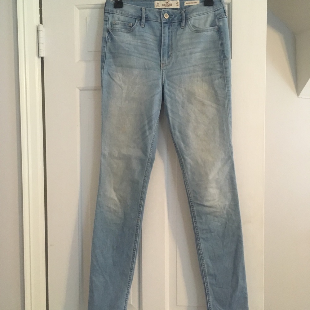 Hollister Jeans